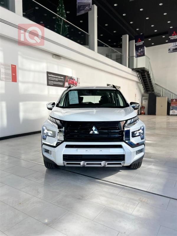 ميتسوبيشي إكسباندر كروس 2024 للبيع في العراق - بغداد